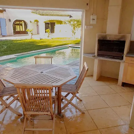 Bastide Des Moulins Villa *